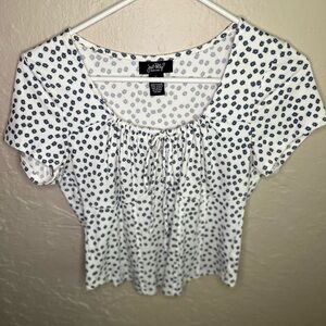 White and Black Ruched Short Sleeve Blouse